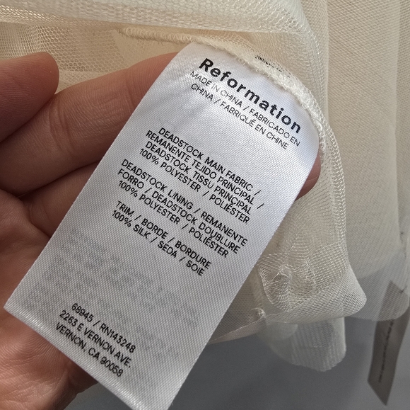 Reformation Prisca Elegant Cream Tulle Skirt Size M - Picture 9 of 17